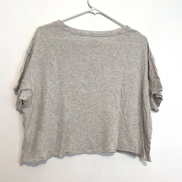 PINK VS VICTORIA'S SECRET Girlfriend Short Sleeve Cropped Tee Oatmeal Hearts L - Picture 12 of 16